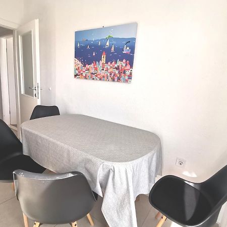 Apt White Idyll, 3 Bedrooms, 3 Bathrooms, Terrace Apt Promajna Exterior foto