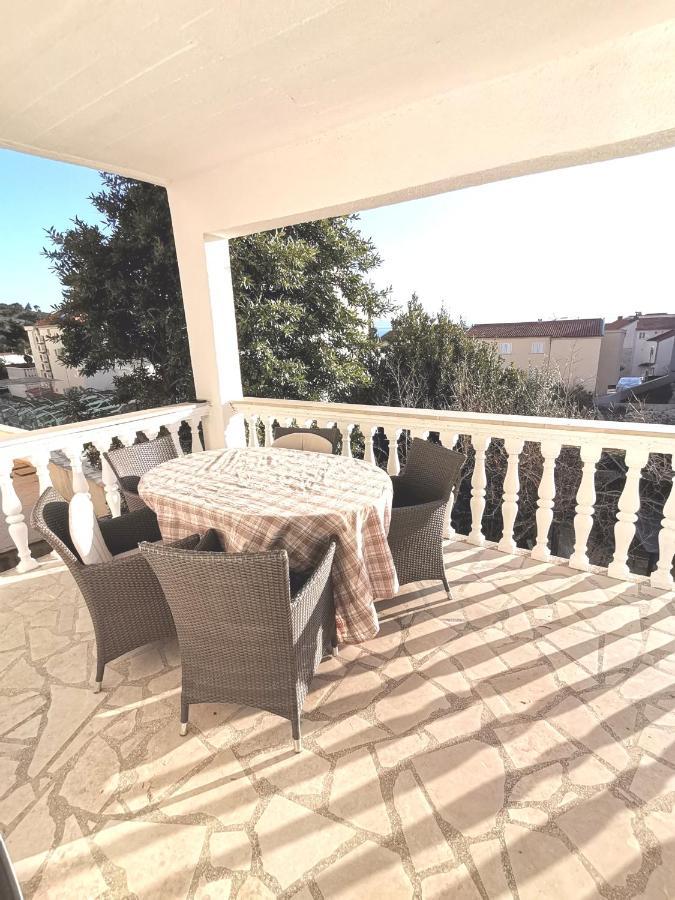 Apt White Idyll, 3 Bedrooms, 3 Bathrooms, Terrace Apt Promajna Exterior foto
